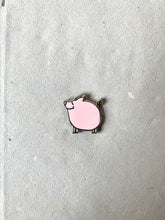 Laden Sie das Bild in den Galerie-Viewer, Pig Enamel Pin