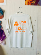 Laden Sie das Bild in den Galerie-Viewer, Oversize T-Shirt Mush Fun Cream