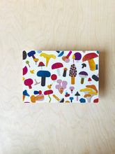 Laden Sie das Bild in den Galerie-Viewer, Pilze Frühstücksbrett Set