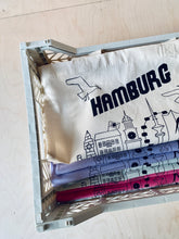 Laden Sie das Bild in den Galerie-Viewer, detail of Screen Printed Hamburg Cotton Bag Lavender jungwiealt