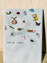 Laden Sie das Bild in den Galerie-Viewer, selection of enamel pins jungwiealt