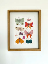 Laden Sie das Bild in den Galerie-Viewer, framed Butterflies Digital Print DIN A3 jungwiealt