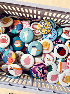 selection of pin badges jungwiealt