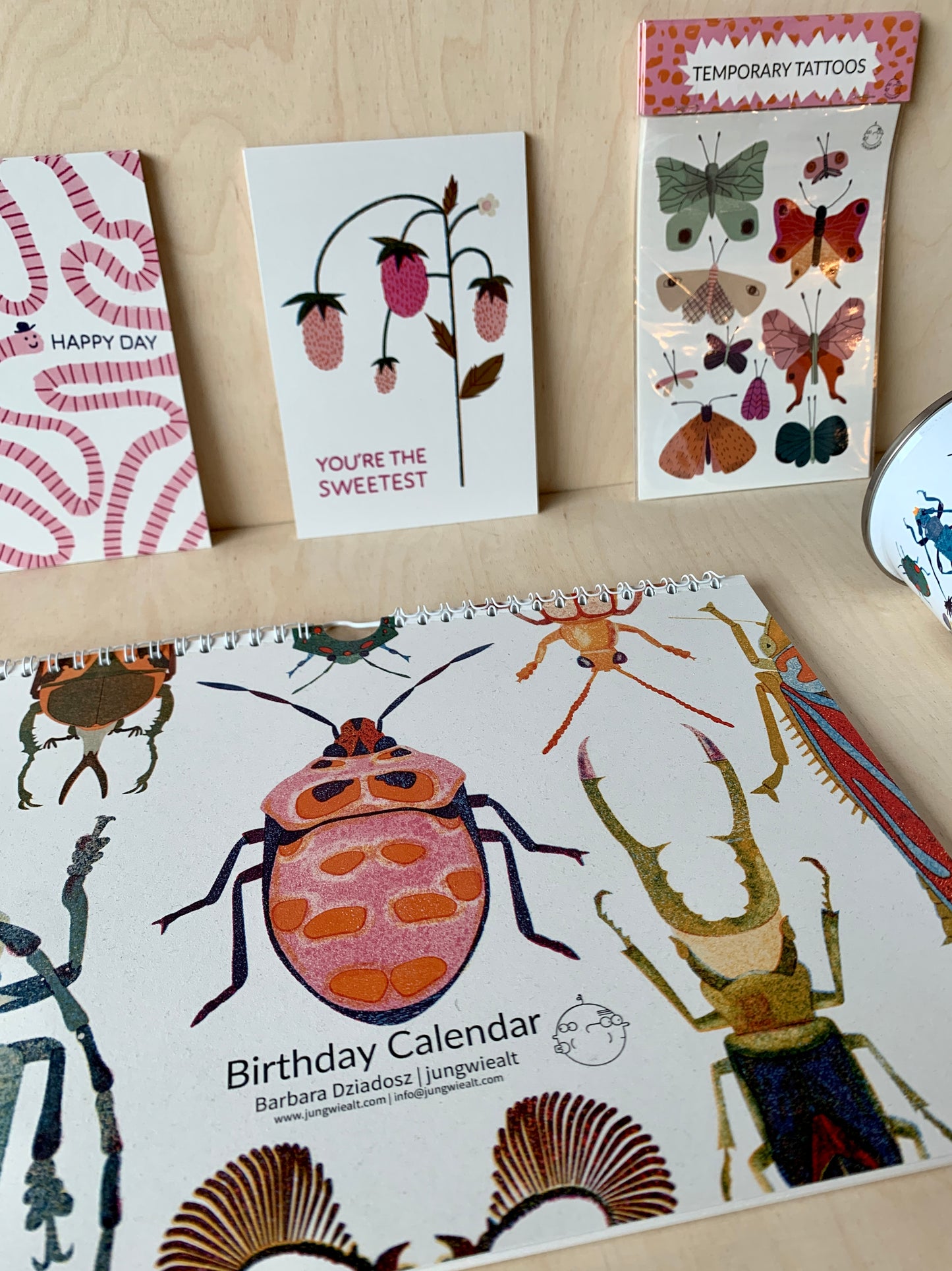 selection of insect related products from jungwiealt
